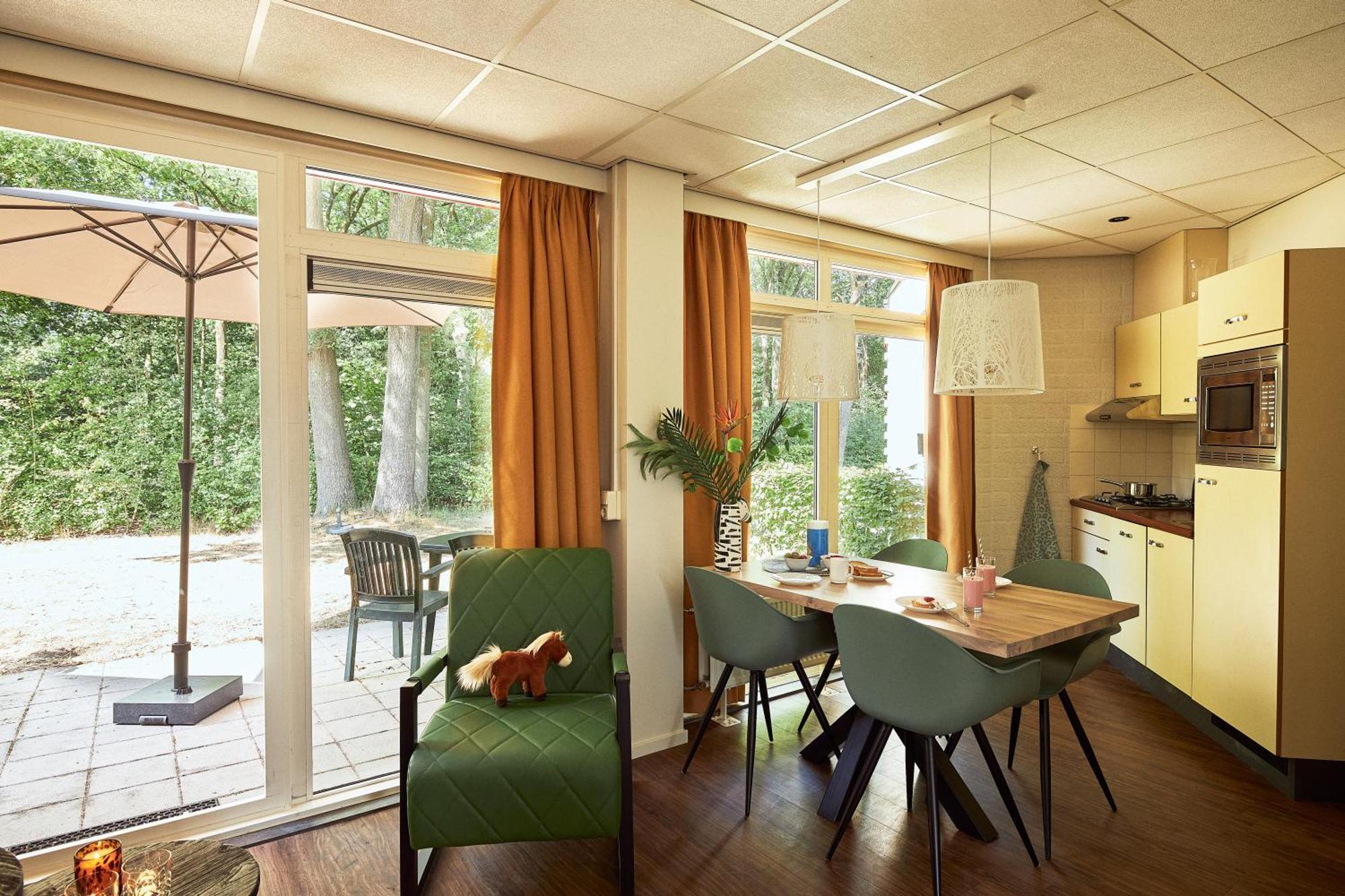 Vakantiepark Dierenbos Vinkel Ruang foto